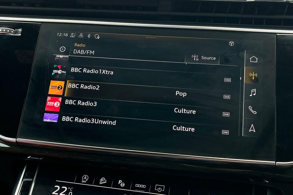 Audi SQ8 Petrol Black #36