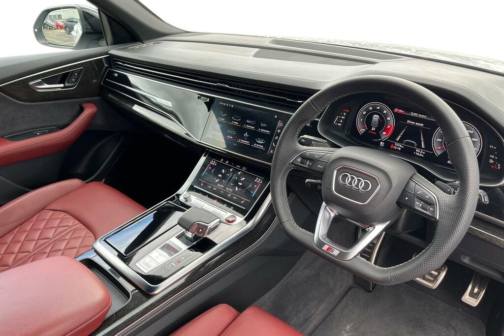 Audi SQ8 Petrol Black #6