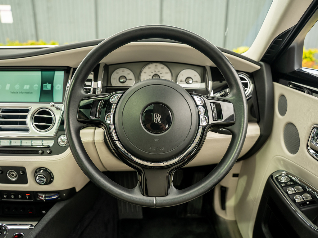 Rolls-Royce Ghost 6.6 V12 Euro 6  #25