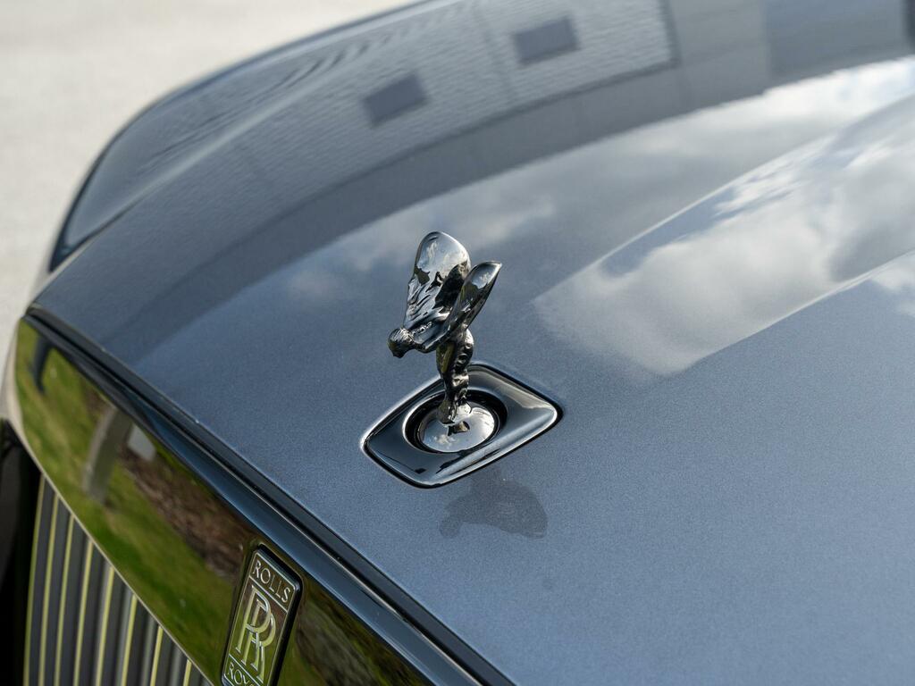 Rolls-Royce Ghost 6.75 V12 Black Badge Saloon 4Wd Eu YB25OTR Black #33