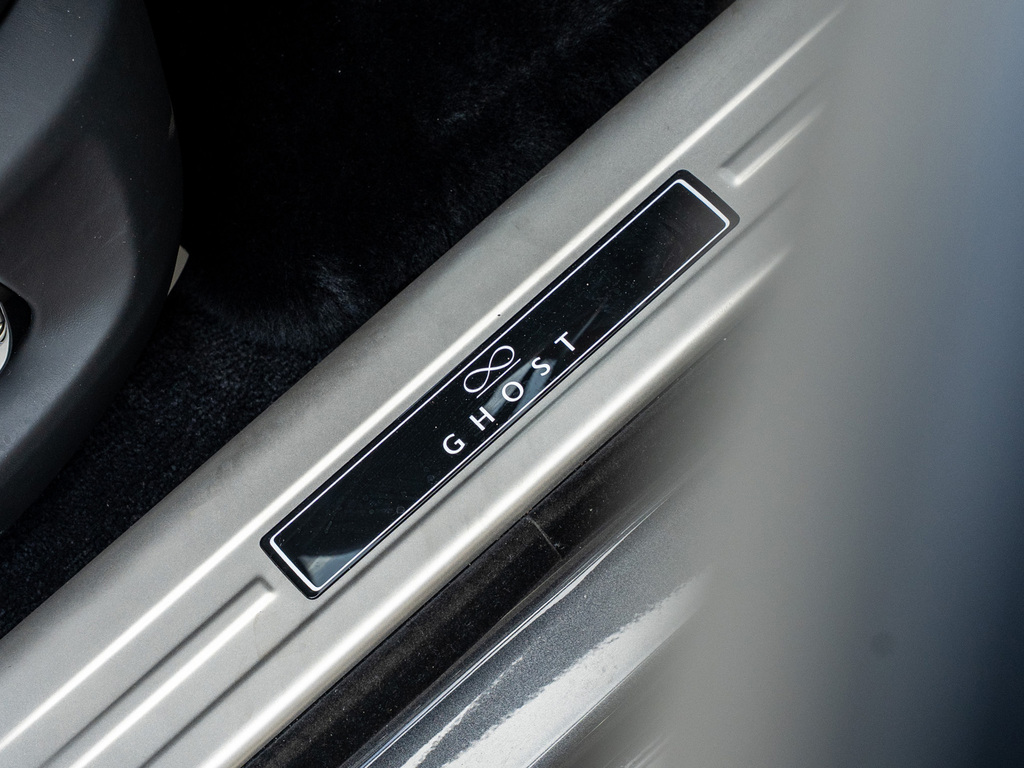 Rolls-Royce Ghost 6.75 V12 Black Badge Saloon 4Wd Eu YB25OTR Black #13