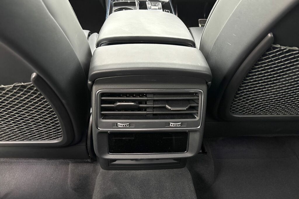 Audi SQ7 Suv Silver #27