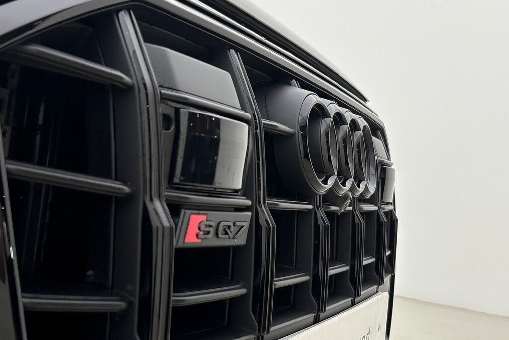 Audi SQ7 Suv Silver #21