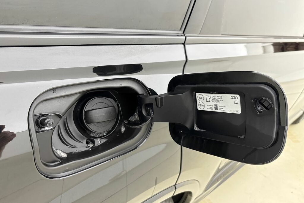 Audi SQ7 Suv Silver #22