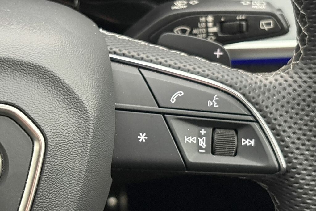Audi SQ7 Suv Silver #17