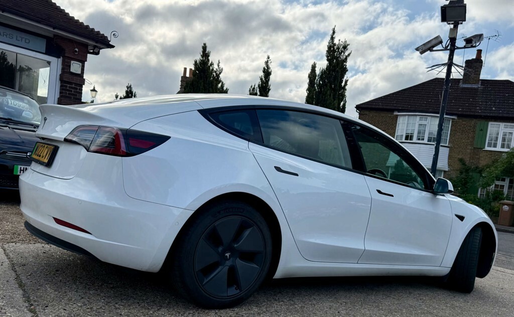 Tesla Model 3 Saloon WU22CVV White #5