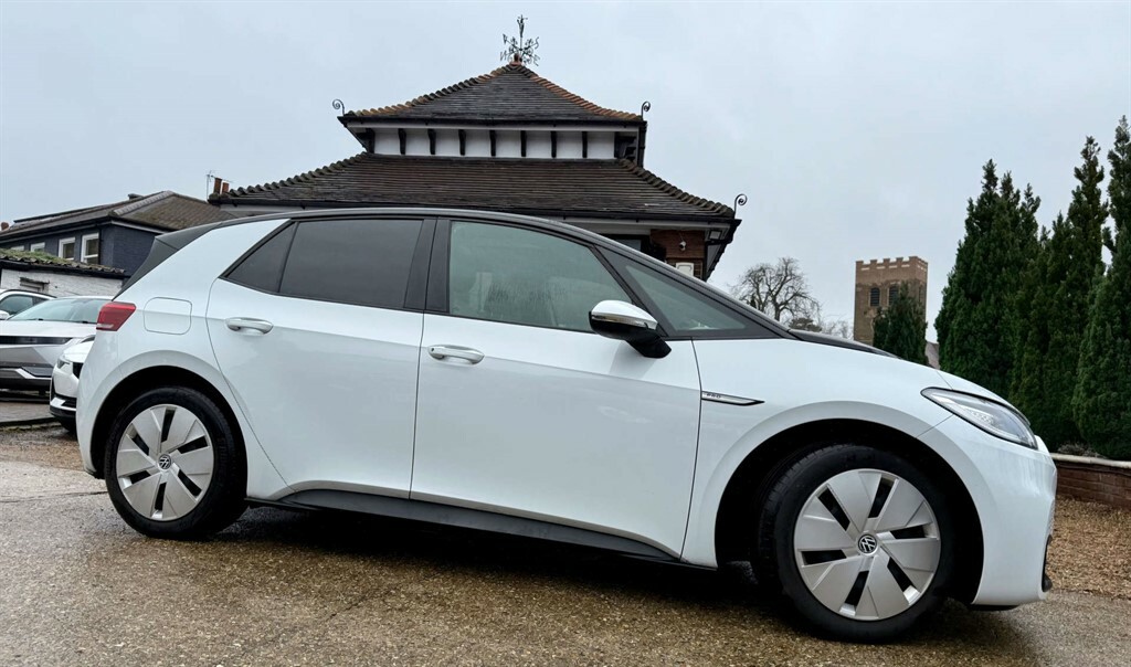 Volkswagen ID.3 Hatchback EO70WHB White