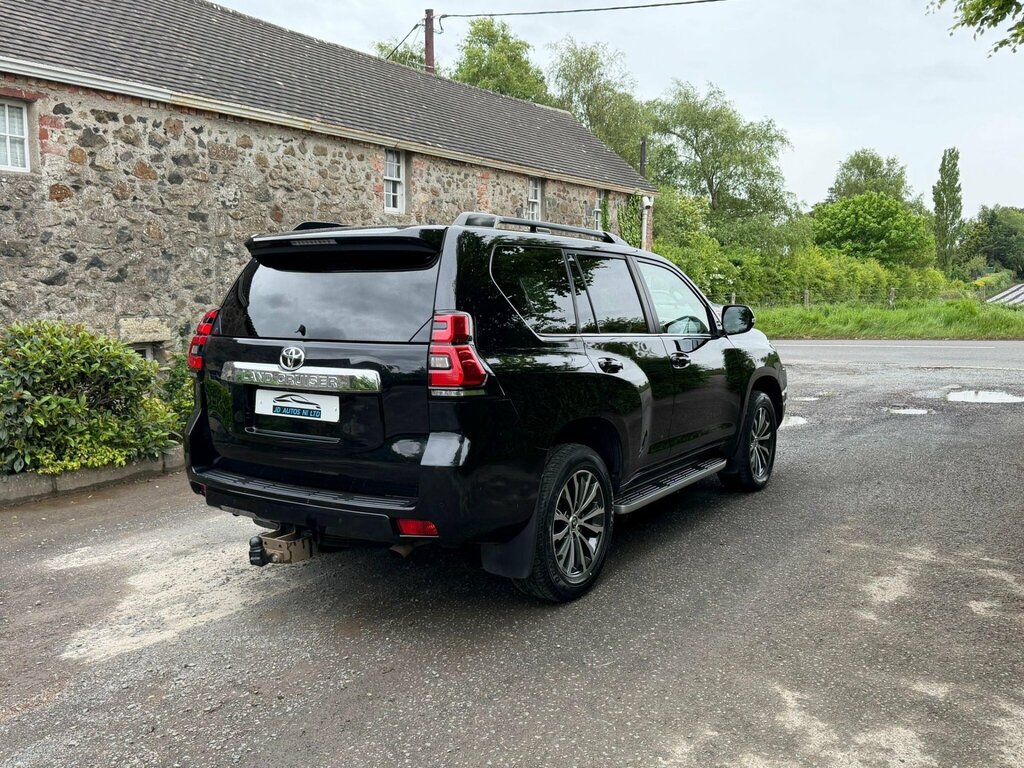 Toyota Land Cruiser 2.8D Invincible 4Wd Euro 6 7 Seat Black #4