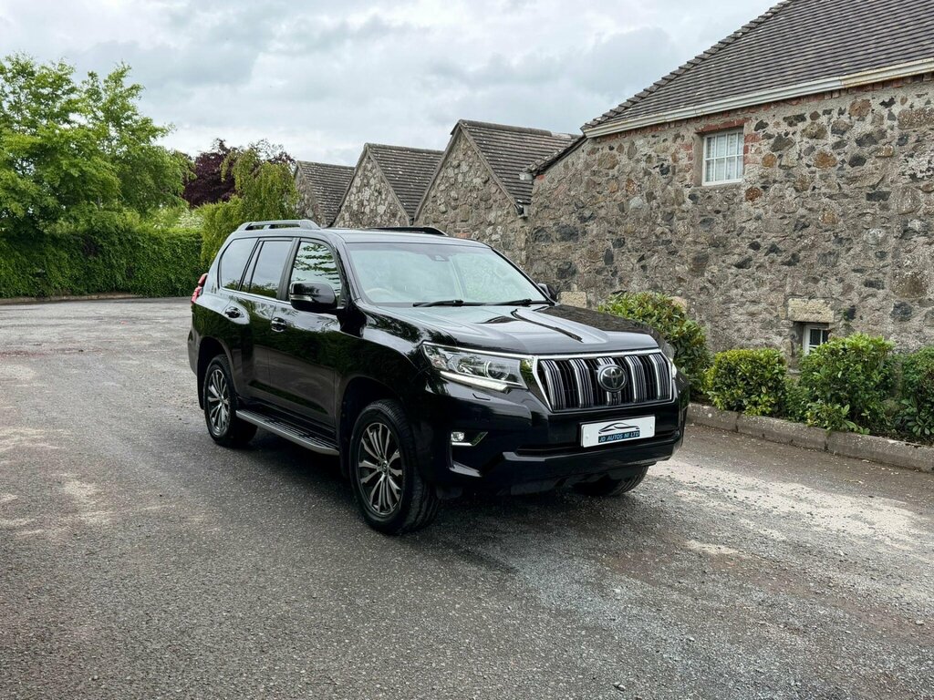 Toyota Land Cruiser 2.8D Invincible 4Wd Euro 6 7 Seat Black