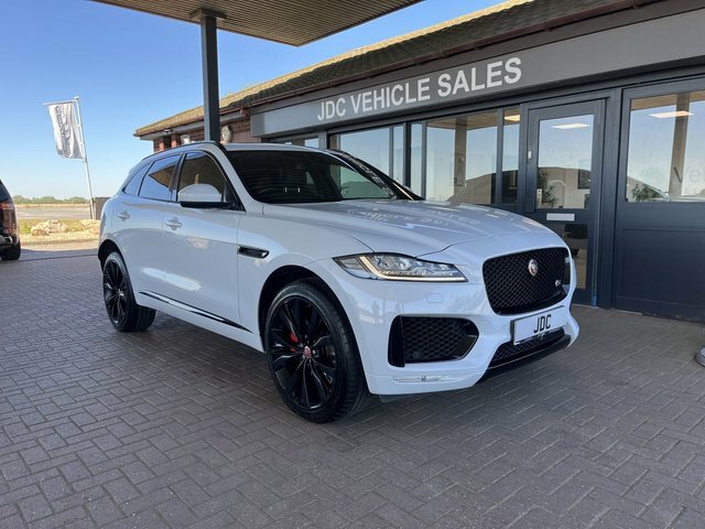 Jaguar F-Pace 2018 3.0 D300 V6 S Suv Awd Euro 6 OY18WRK White #5