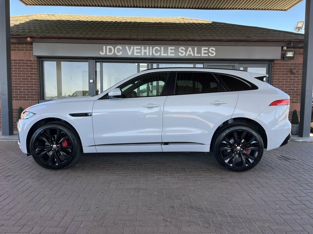 Jaguar F-Pace 2018 3.0 D300 V6 S Suv Awd Euro 6 OY18WRK White #4