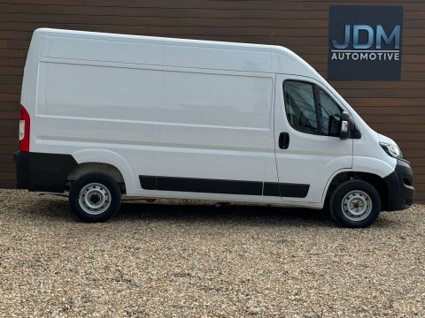 Fiat Ducato 2.2 Ducato 35 LJ72HFV White #2