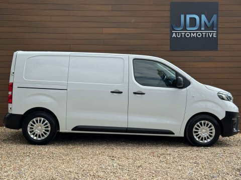 Toyota PROACE 1.5 Proace Icon White #2