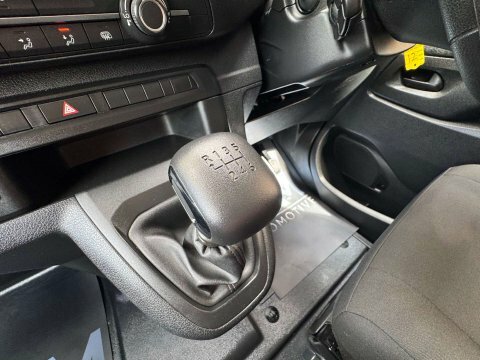 Toyota PROACE 1.5D Combi Medium  #26