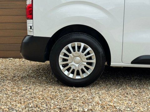 Toyota PROACE 1.5D Combi Medium  #14