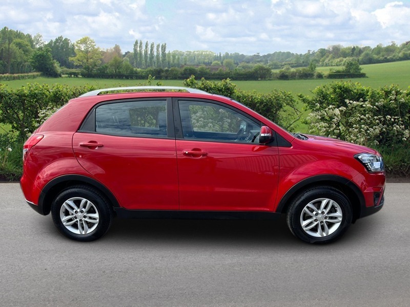 SsangYong Korando Se Red #3