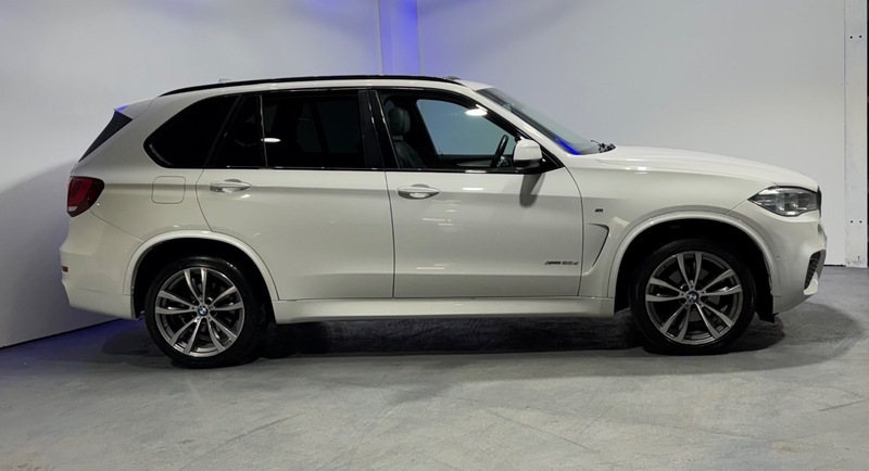 BMW X5 Xdrive30d M Sport YB18HZZ White #5