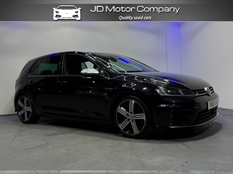 Volkswagen Golf R Black