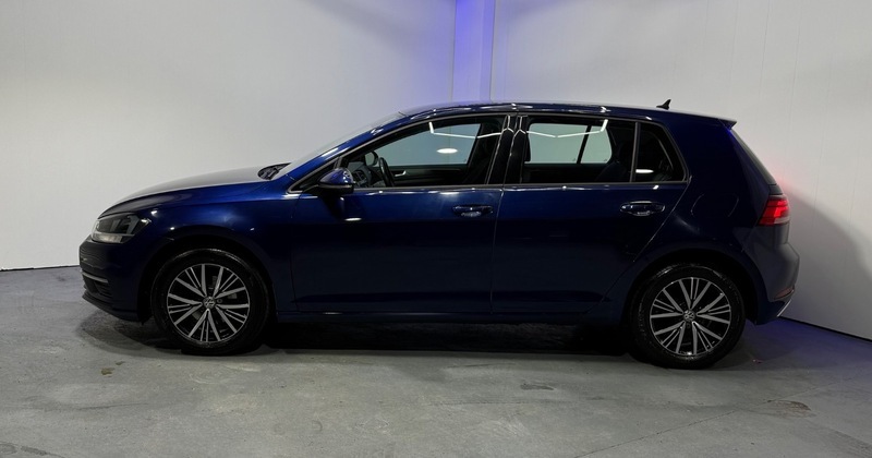 Volkswagen Golf Se Tsi Bluemotion Technology GD18MZL Blue #4