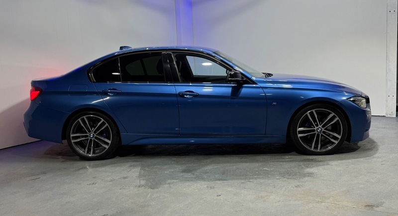 BMW 3 Series 320D M Sport Shadow SA67EUJ Blue #5