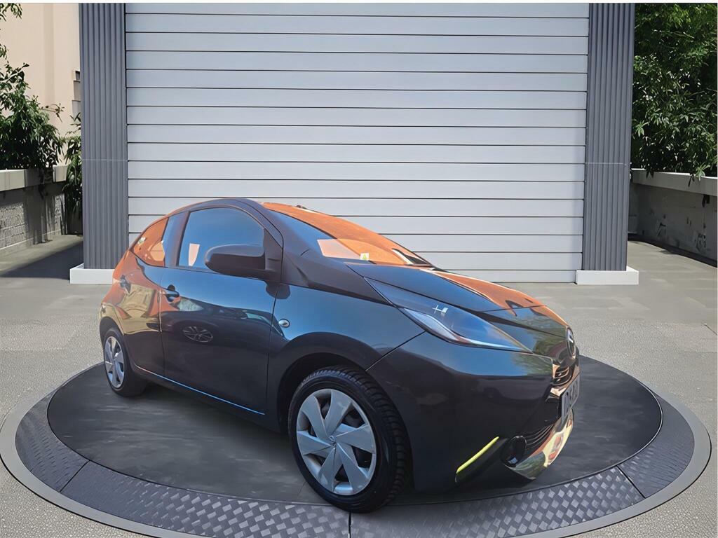 Toyota Aygo 1.0 Vvt-i X-play Euro 5 Euro 5 Grey
