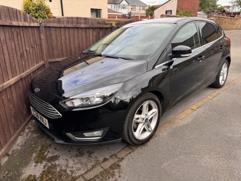Ford Focus 1.0T Ecoboost Titanium Black