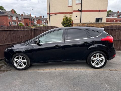 Ford Focus 1.0T Ecoboost Titanium ST18VNJ Black #3