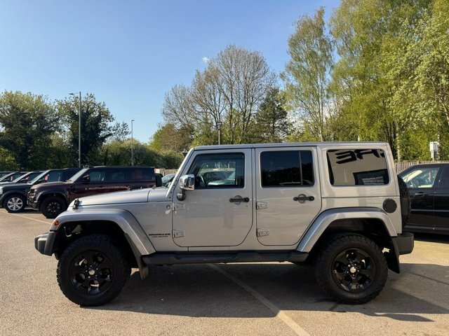 Jeep Wrangler Crd Overland Suv NJ15UUG Grey #4
