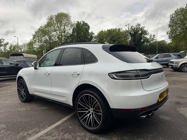 Porsche Macan Suv Pdk MH68TTK White #5