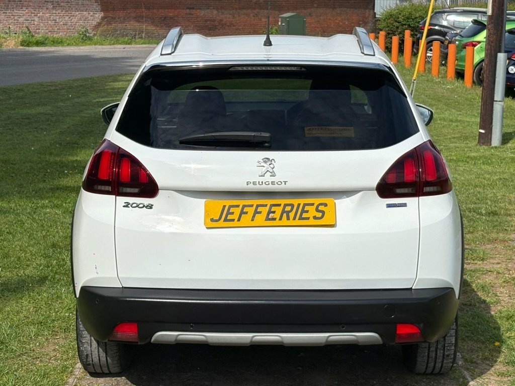 Peugeot 2008 1.2L Allure RK67FPX White #6