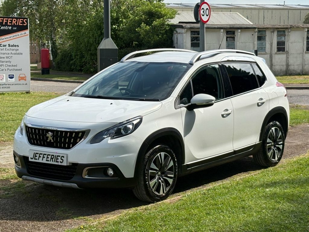 Peugeot 2008 1.2L Allure RK67FPX White #2