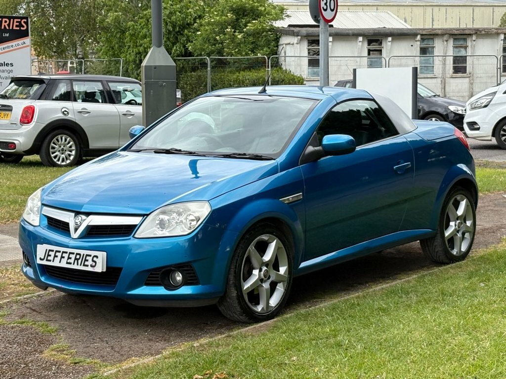 Vauxhall Tigra 1.4L Exclusiv Blue #3