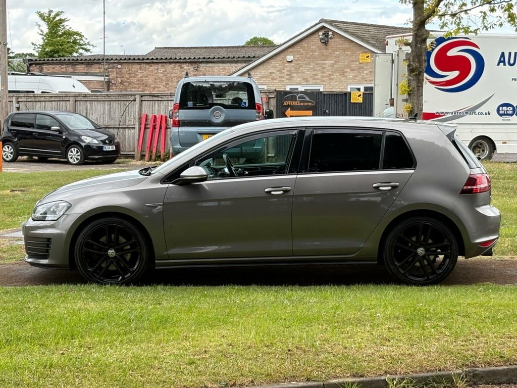 Volkswagen Golf 2L Gtd VX16AXP Grey #4
