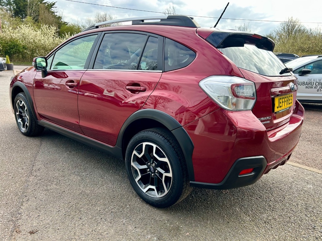 Subaru XV 2.0D Se Premium Red #5