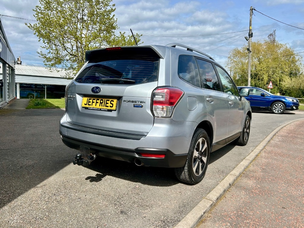 Subaru Forester 2.0D Xc Premium Lineartronic Silver #3