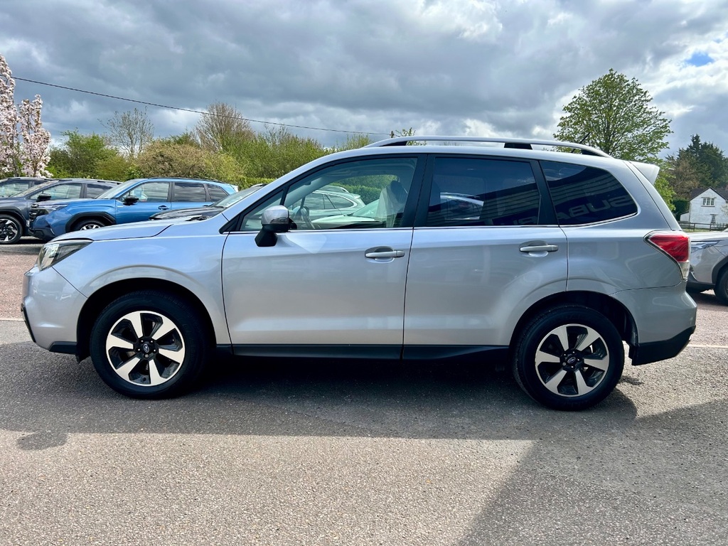 Subaru Forester 2.0D Xc Premium Lineartronic Silver #6