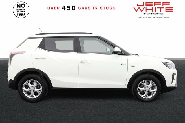 SsangYong Tivoli Ventura Apple Car CP73BJE White #6