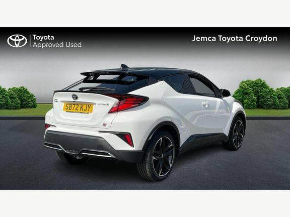 Toyota C-Hr Gr Sport 2.0 SB72KJY White #2