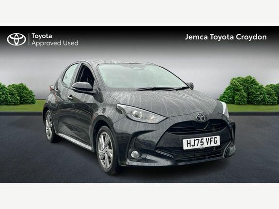 Toyota Yaris Icon Black