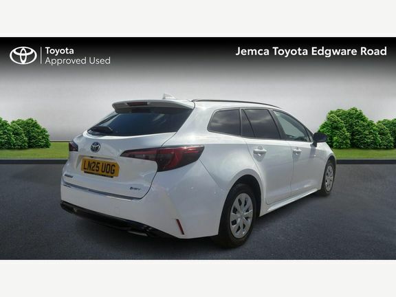 Toyota Corolla Corolla Commercial 1.8 Hybrid LN25UOG White #2