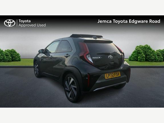Toyota Aygo X Exclusive M Canvas Roof, Jbl LP72FSV Green #4