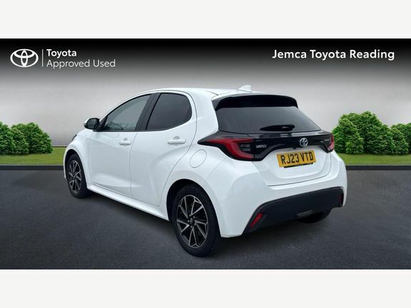 Toyota Yaris Design RJ23VTD White #4