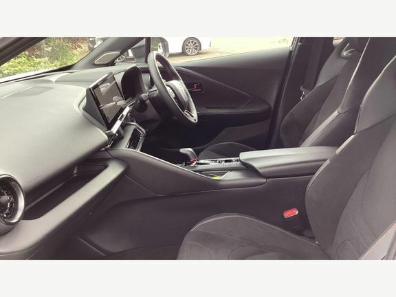 Toyota C-Hr Gr Sport 2.0 Phev FL74AEK White #5