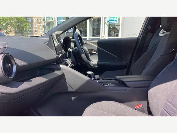 Toyota C-Hr Excel 2.0 Fwd Plug-in Jbl Tech LN75ZMU Grey #5