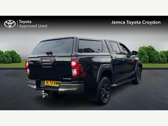 Toyota HILUX Invincible X Dc 2.8D DL72KWK Black #2