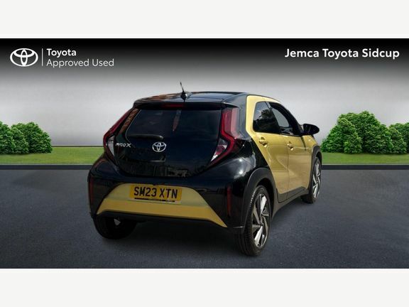 Toyota Aygo X Edge Canvas Roof SM23XTN Gold #2