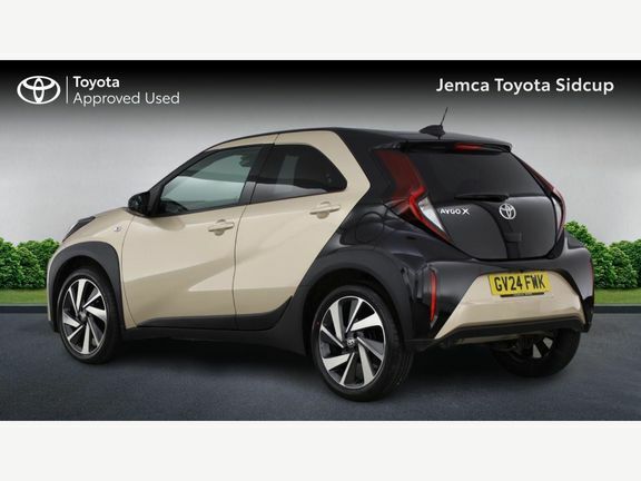 Toyota Aygo X Edge Beige #4