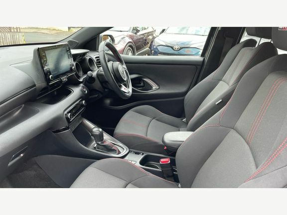 Toyota Yaris Gr Sport GJ24NYY Black #5