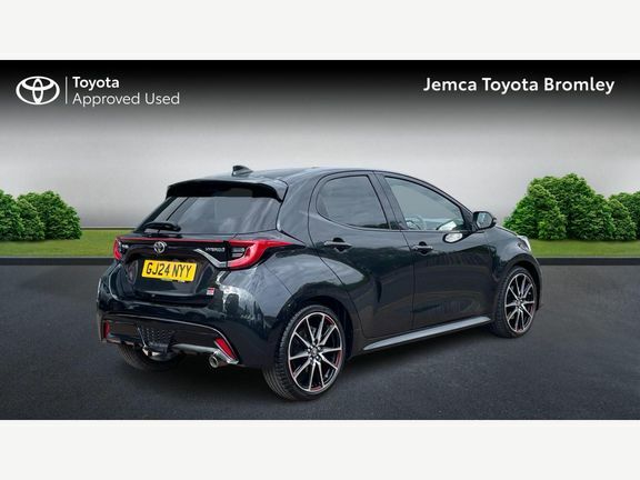 Toyota Yaris Gr Sport GJ24NYY Black #2