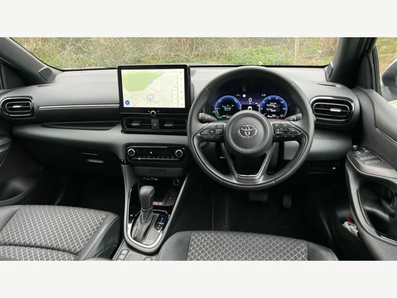 Toyota Yaris Excel Silver #5